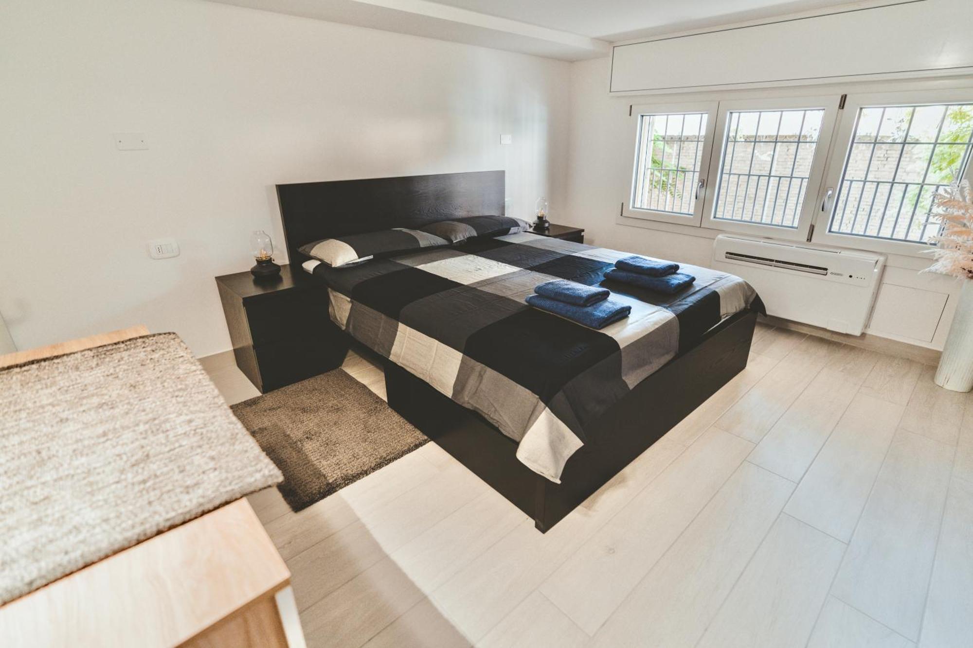 Exclusive Luxury Home With Private Parking Ravena Exterior foto