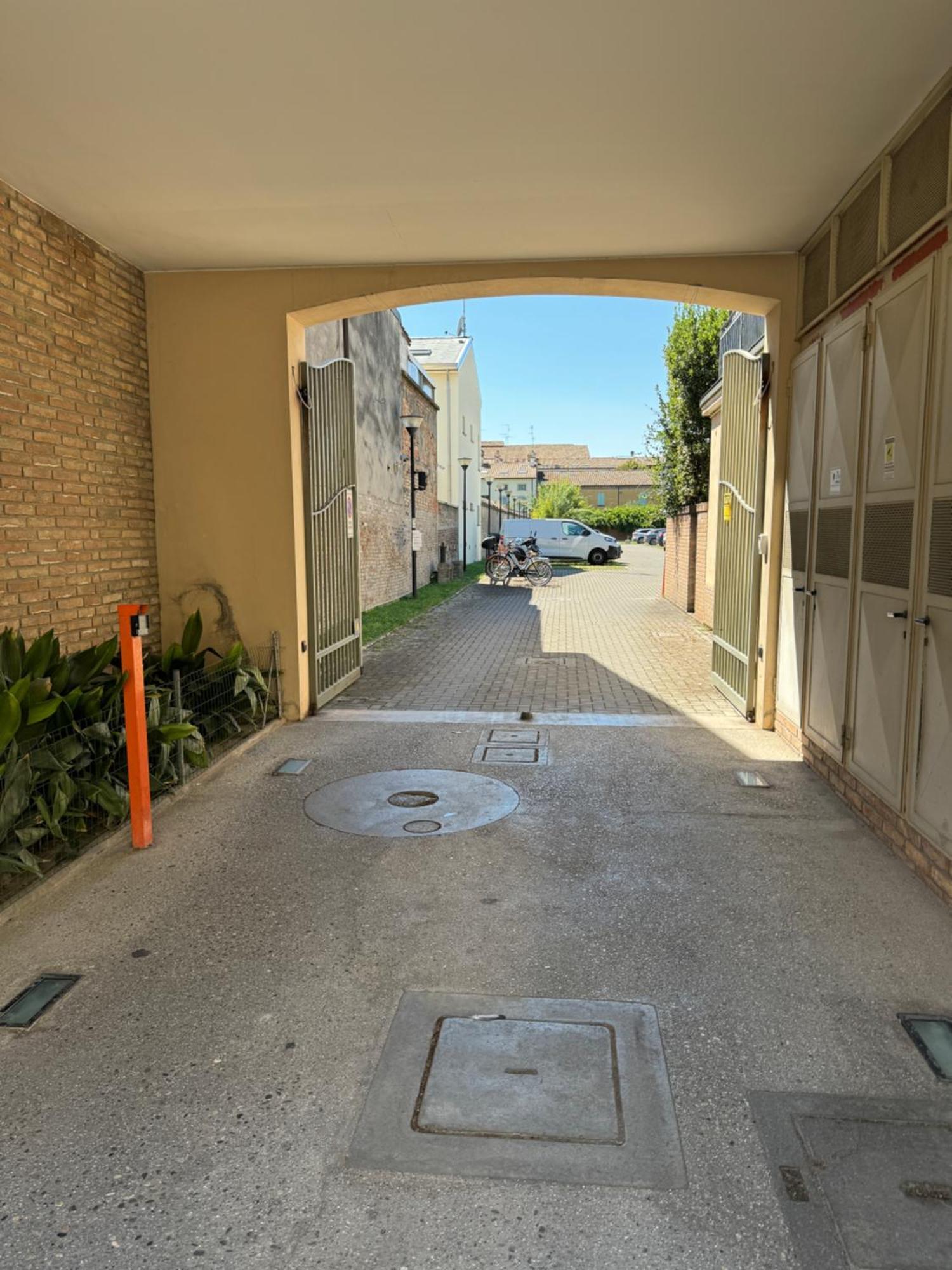 Exclusive Luxury Home With Private Parking Ravena Exterior foto